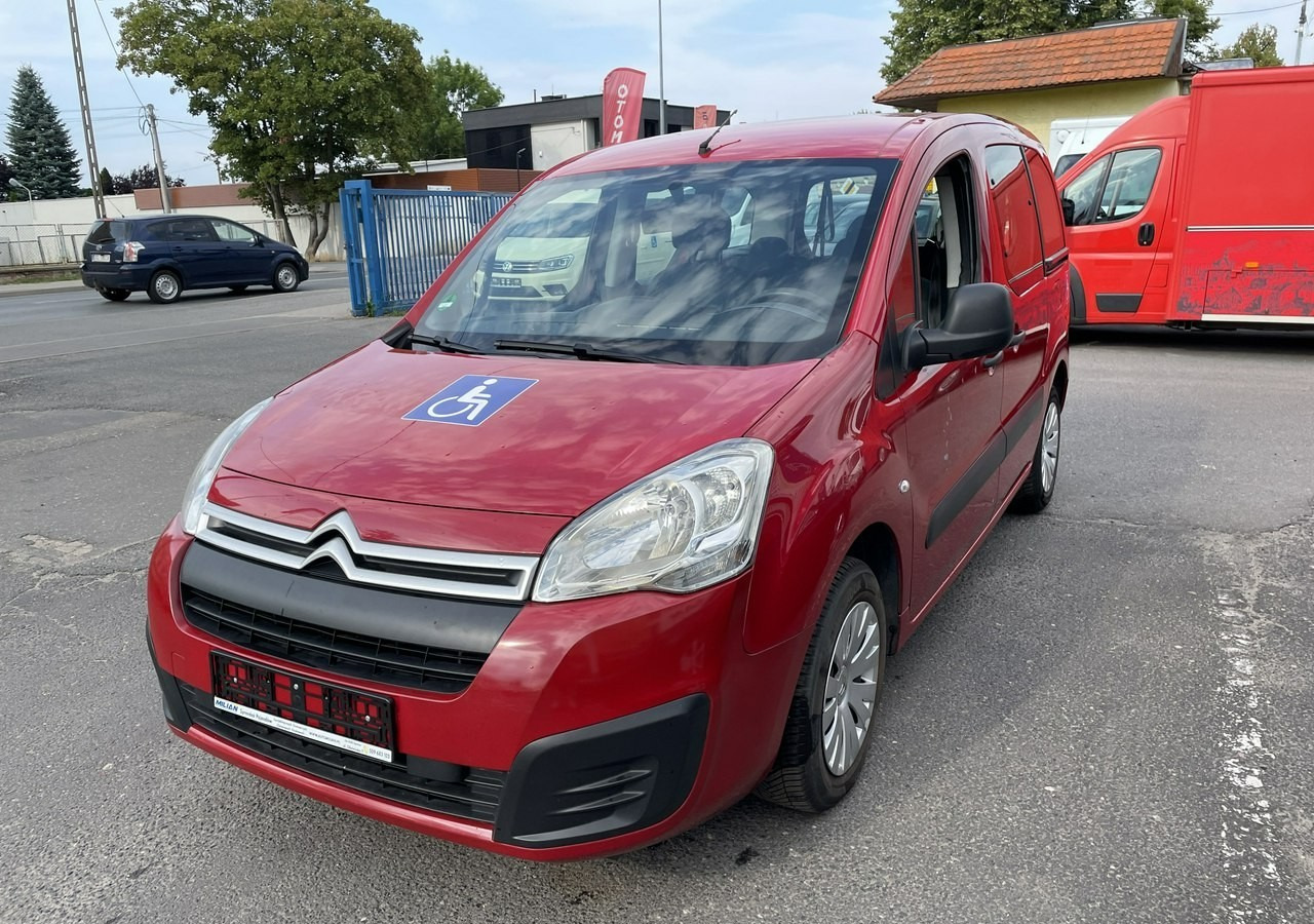 Citroen Berlingo II Berlingo 1.6 do przewozu Niepełnosprawnych inwalida rampa 2018 - Mobil: gambar 5 Citroen Berlingo II Berlingo 1.6 do przewozu Niepełnosprawnych inwalida rampa 2018 - Mobil: gambar 5