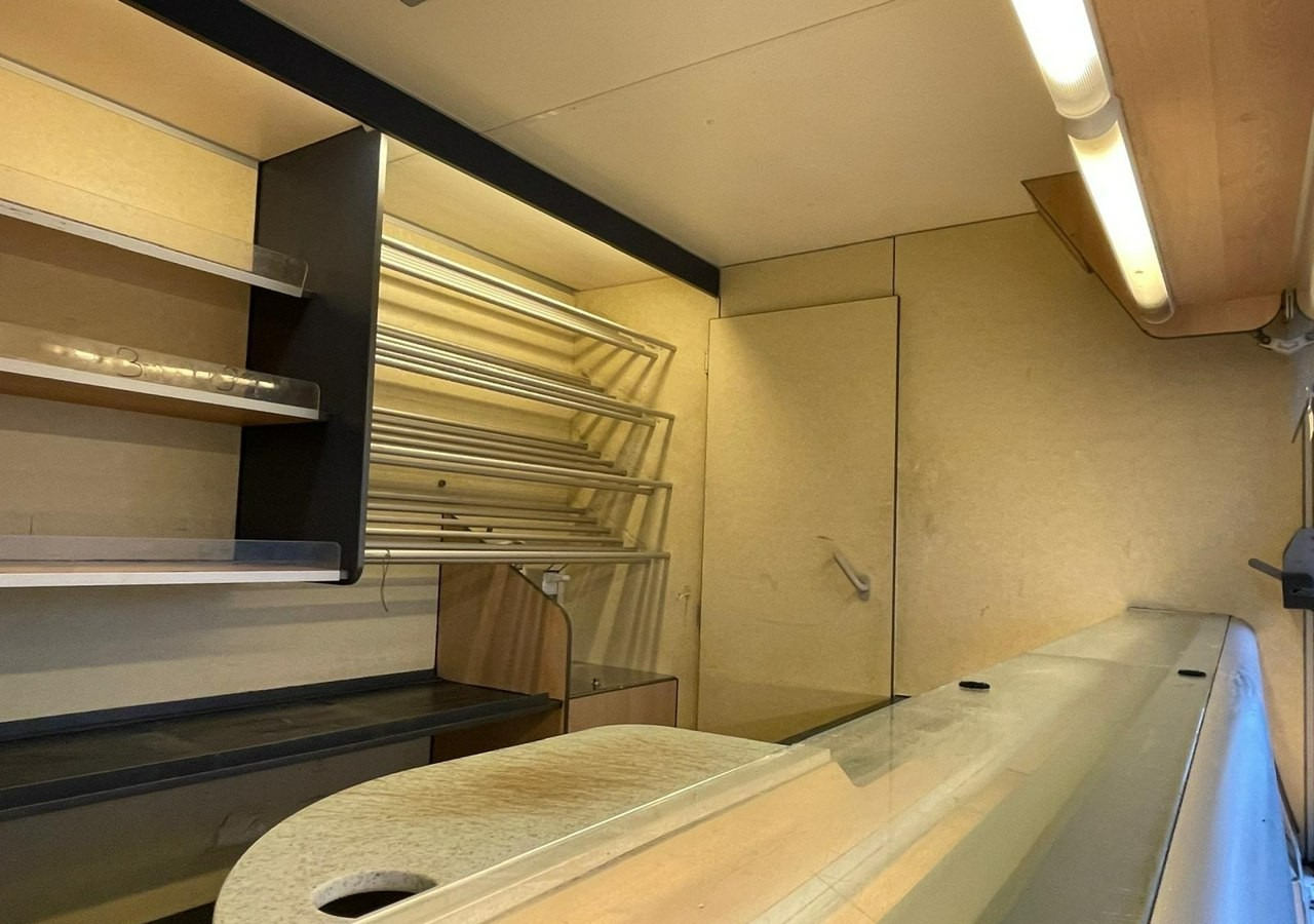 Fiat Ducato Autosklep pieczywa Gastronomiczny Food Truck Foodtruck sklep Borco - Truk penjual: gambar 3 Fiat Ducato Autosklep pieczywa Gastronomiczny Food Truck Foodtruck sklep Borco - Truk penjual: gambar 3