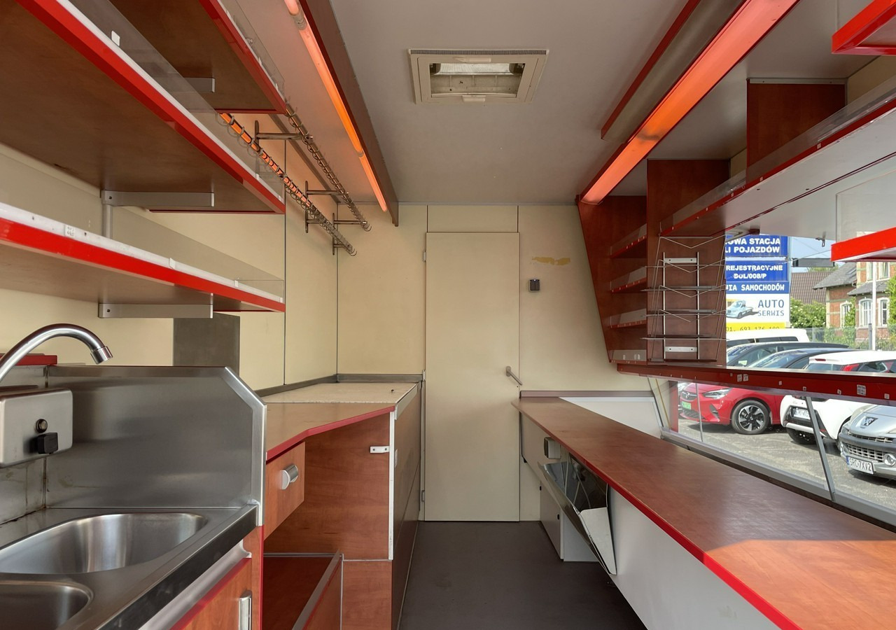 Fiat Ducato Autosklep wędlin Gastronomiczny Food Truck Foodtruck Sklep Borco 201 - Truk penjual: gambar 2 Fiat Ducato Autosklep wędlin Gastronomiczny Food Truck Foodtruck Sklep Borco 201 - Truk penjual: gambar 2