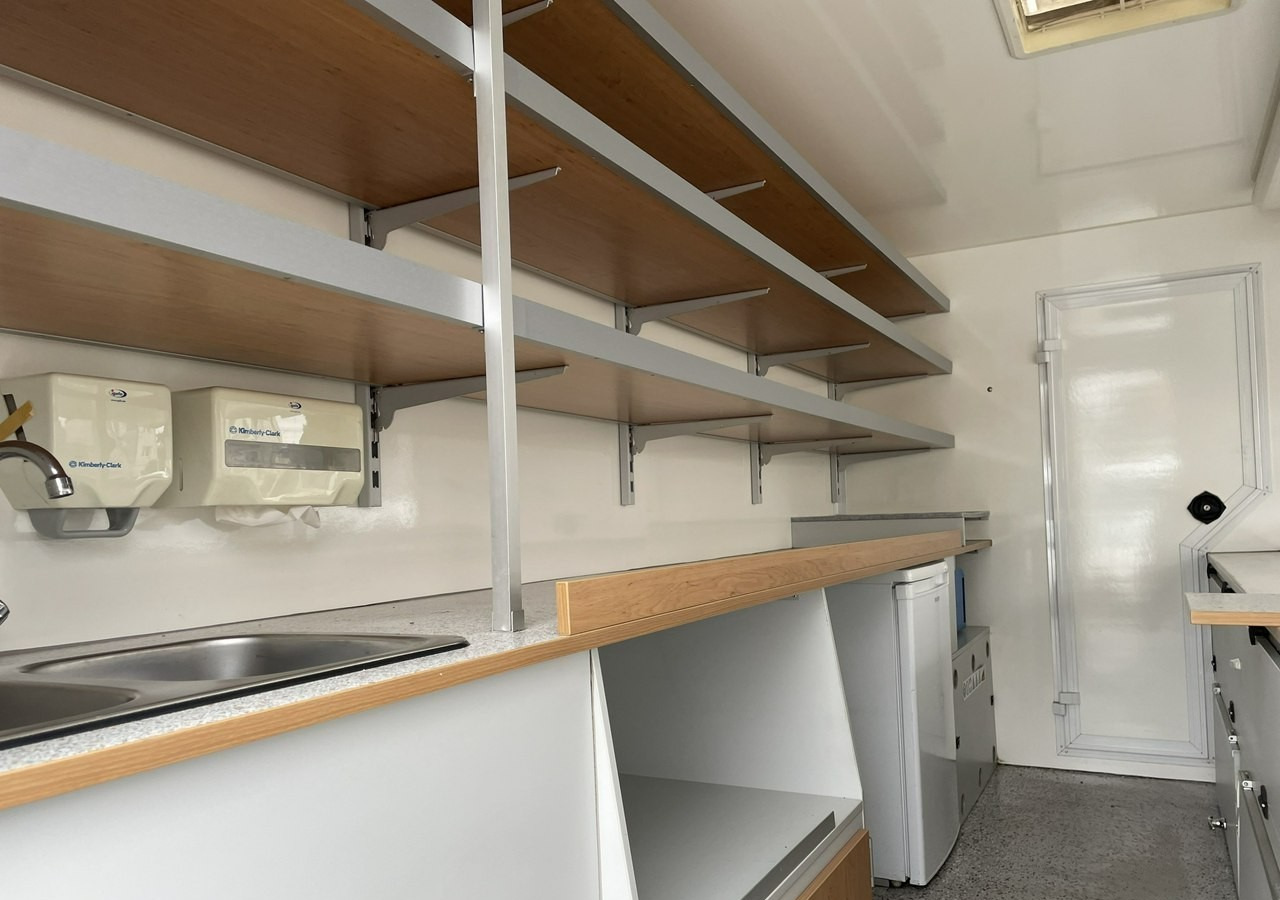 Fiat Ducato Autosklep wędlin Gastronomiczny Food Truck Foodtruck Sklep W-zasi 20 - Truk penjual: gambar 3 Fiat Ducato Autosklep wędlin Gastronomiczny Food Truck Foodtruck Sklep W-zasi 20 - Truk penjual: gambar 3