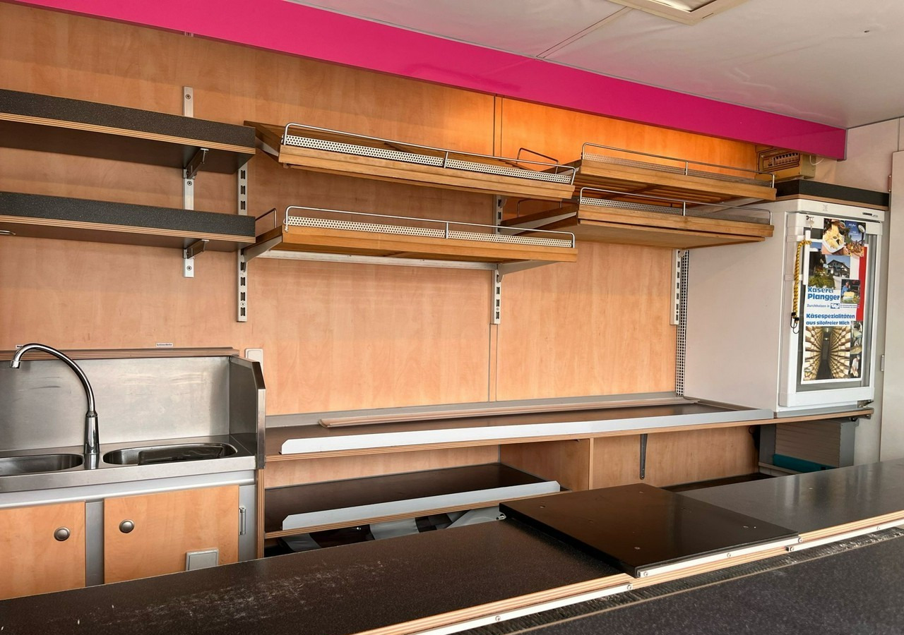 Fiat Ducato Ducato Autosklep Gastronomiczny Food Truck Foodtruck sklep Borco 200 - Truk penjual: gambar 3 Fiat Ducato Ducato Autosklep Gastronomiczny Food Truck Foodtruck sklep Borco 200 - Truk penjual: gambar 3