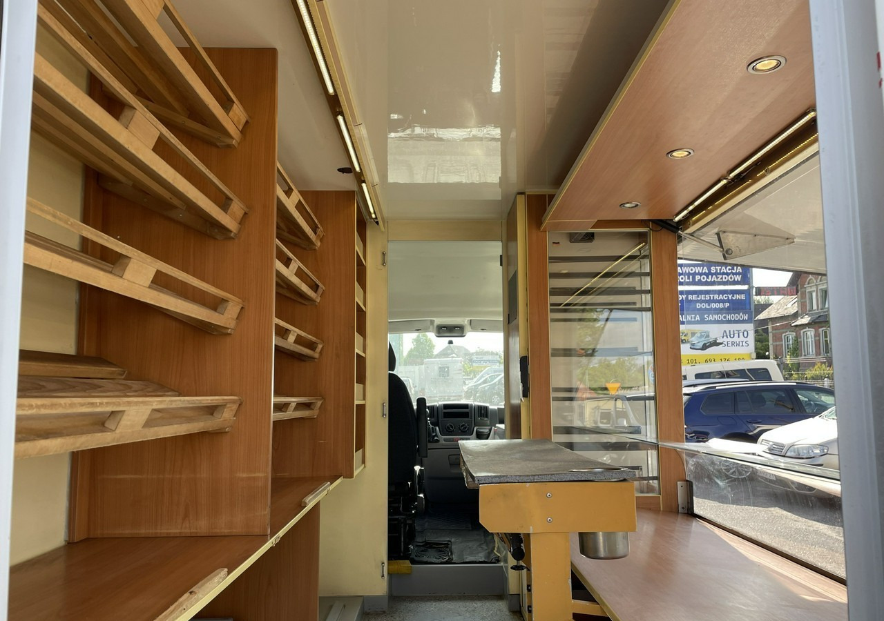 Fiat Ducato Ducato Autosklep pieczy Gastronomiczny Food Truck Foodtruck sklep 20 - Truk penjual: gambar 2 Fiat Ducato Ducato Autosklep pieczy Gastronomiczny Food Truck Foodtruck sklep 20 - Truk penjual: gambar 2