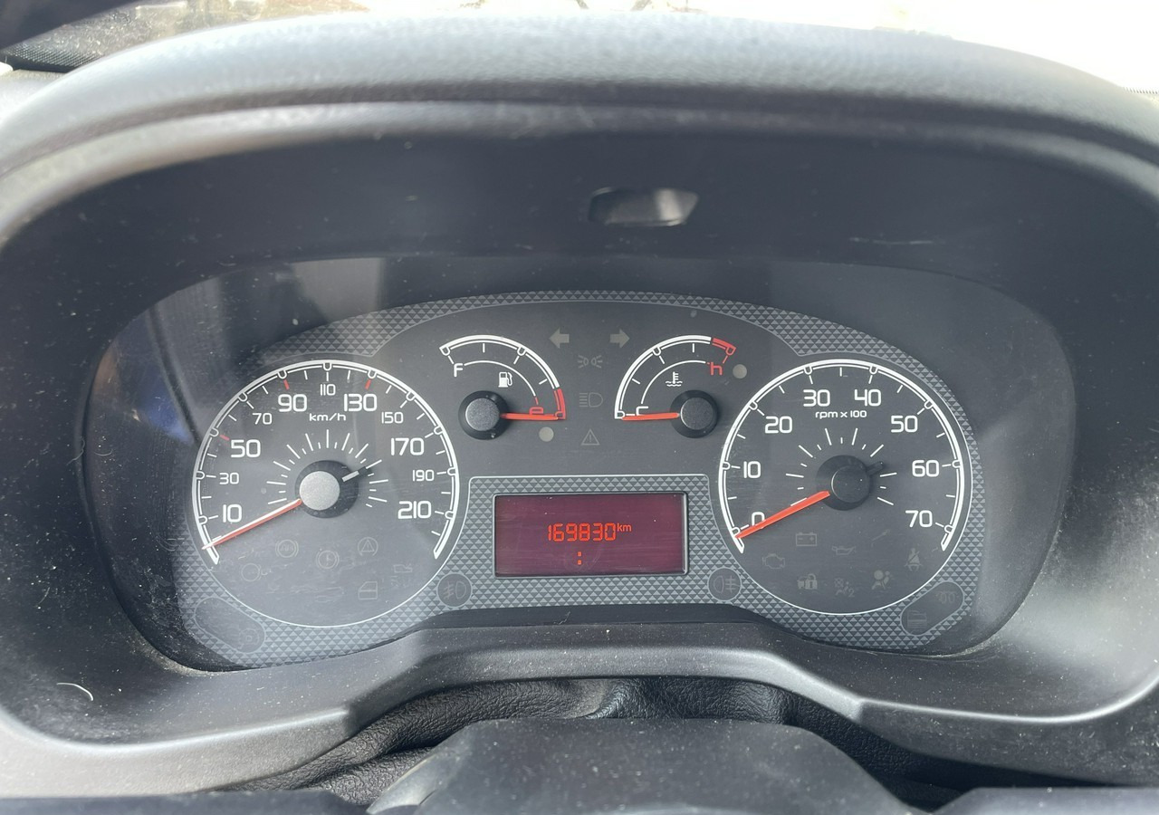 Mobil Fiat Qubo Fiat Qubo 1.3-95KM Klima 2013: gambar 19