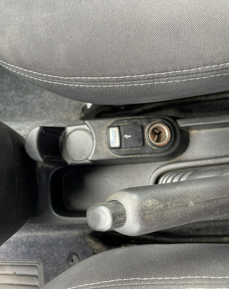 Mobil Fiat Qubo Fiat Qubo 1.3-95KM Klima 2013: gambar 15
