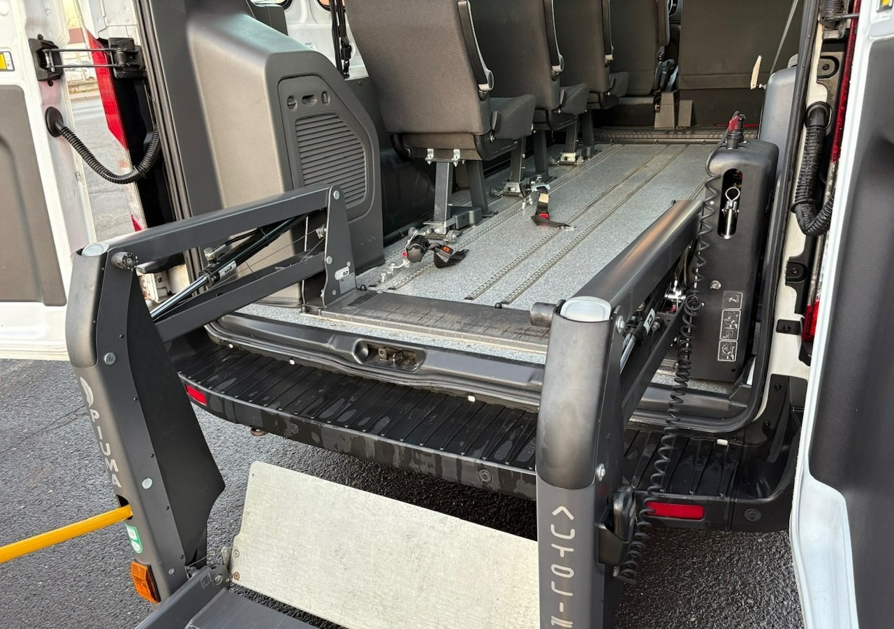 Mobil Ford Transit VIII Transit do przewozu Niepełnosprawnych 3 Wózki inwalida Rrampa 2020: gambar 6 Mobil Ford Transit VIII Transit do przewozu Niepełnosprawnych 3 Wózki inwalida Rrampa 2020: gambar 6