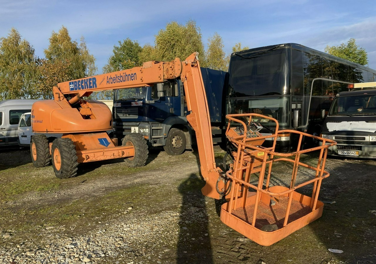 Inna Inny Podnośnik koszowy Haulotte H23 zwyżka 4x4 12082 mg 23 metrów - Boom teleskopik: gambar 4 Inna Inny Podnośnik koszowy Haulotte H23 zwyżka 4x4 12082 mg 23 metrów - Boom teleskopik: gambar 4
