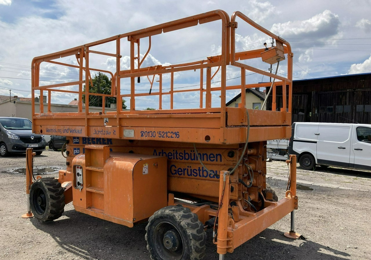 Inna Inny Podnośnik nożycowy Haulotte H15SDX 4x4 podpory 6905 mg 15 metrów - Scissor lifts: gambar 4 Inna Inny Podnośnik nożycowy Haulotte H15SDX 4x4 podpory 6905 mg 15 metrów - Scissor lifts: gambar 4