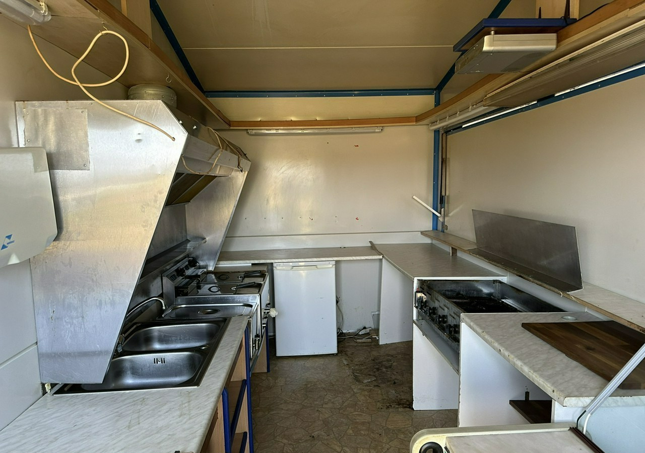 Inna Inny Smażalnia ryb Autosklep Gastronomiczna food truck foodtruck sklep 20 - Trailer penjual: gambar 1 Inna Inny Smażalnia ryb Autosklep Gastronomiczna food truck foodtruck sklep 20 - Trailer penjual: gambar 1