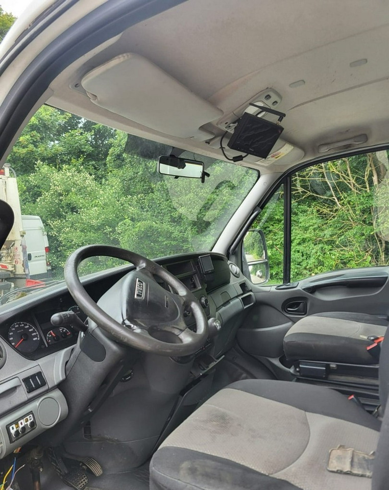 Iveco Inny Iveco Iveco 70C15 Wywrotka 3-strony Doka Dokka 6-osob 2013 - Van jungkit: gambar 5 Iveco Inny Iveco Iveco 70C15 Wywrotka 3-strony Doka Dokka 6-osob 2013 - Van jungkit: gambar 5