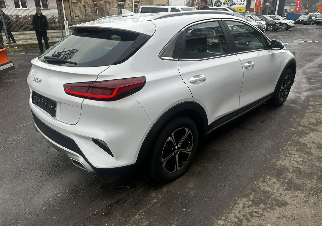 Kia Xceed 1.6 GDI Hybryda Plug-in 50 km na prądzie 2022 - Mobil: gambar 2 Kia Xceed 1.6 GDI Hybryda Plug-in 50 km na prądzie 2022 - Mobil: gambar 2