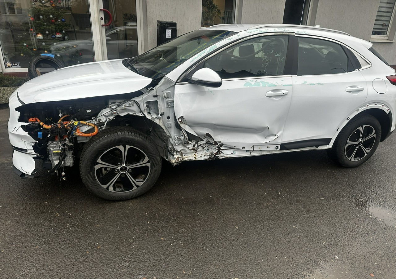 Kia Xceed 1.6 GDI Hybryda Plug-in 50 km na prądzie 2022 - Mobil: gambar 5 Kia Xceed 1.6 GDI Hybryda Plug-in 50 km na prądzie 2022 - Mobil: gambar 5