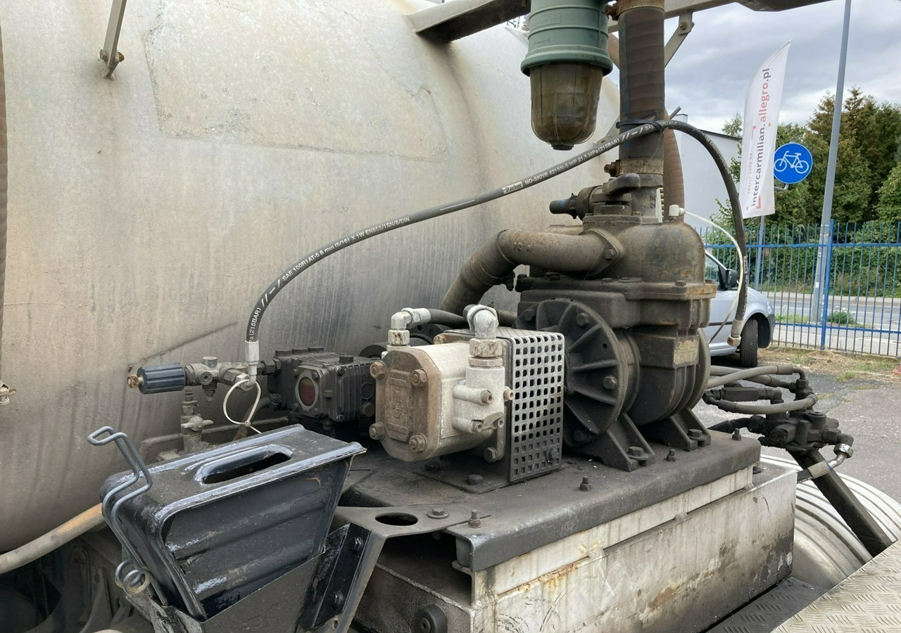 Mercedes-Benz Atego Atego716 Toitoi dowywozu WC Asanizacyjny Wuko Kanalizacja Toi Toi 20 - Truk vakum: gambar 5 Mercedes-Benz Atego Atego716 Toitoi dowywozu WC Asanizacyjny Wuko Kanalizacja Toi Toi 20 - Truk vakum: gambar 5