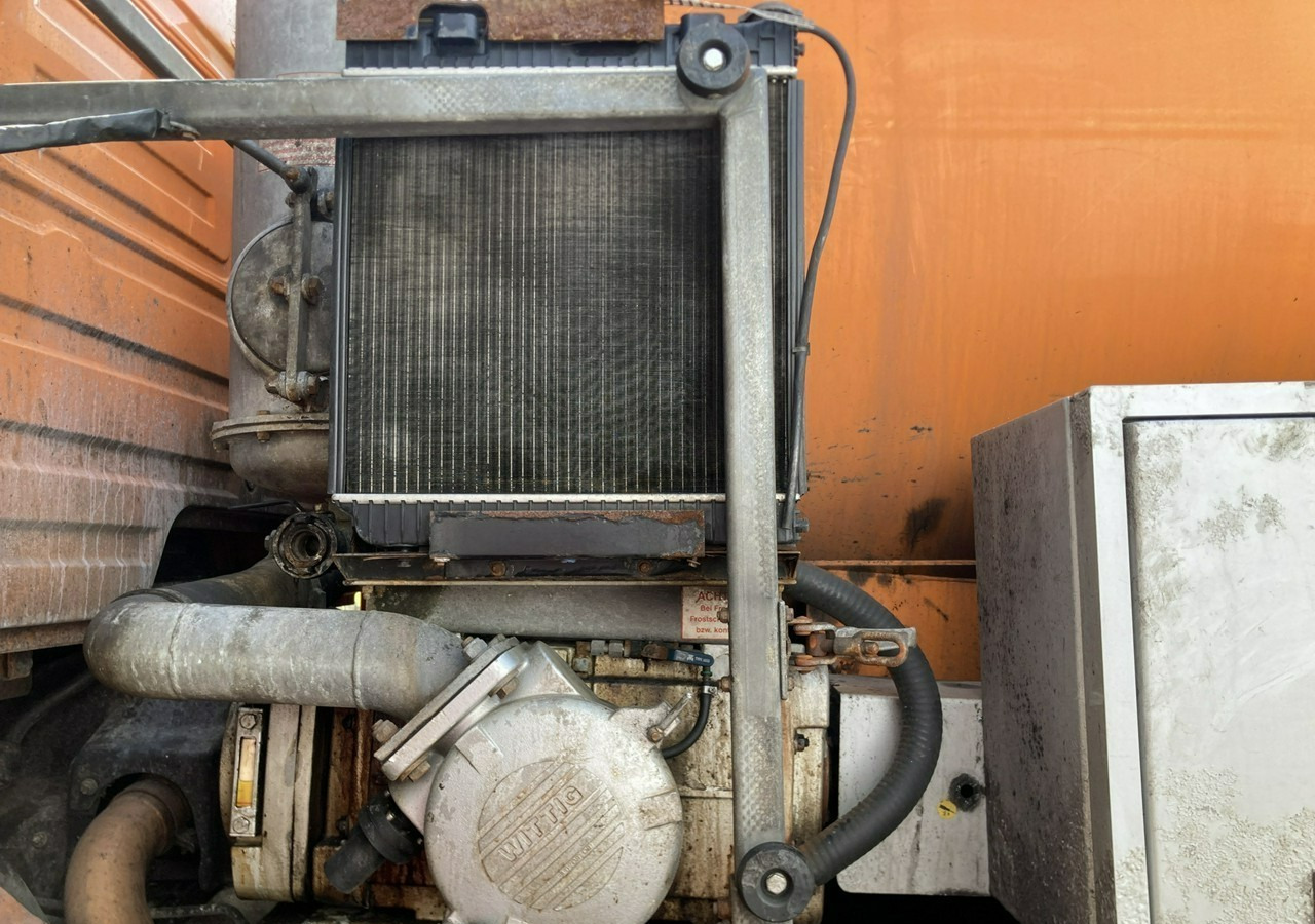 Truk vakum Mercedes-Benz Inny Mercedes-Benz AXOR 2543 Asenizacyjny kanalizacja szambiarka Wuko Beczka 2010: gambar 10 Truk vakum Mercedes-Benz Inny Mercedes-Benz AXOR 2543 Asenizacyjny kanalizacja szambiarka Wuko Beczka 2010: gambar 10