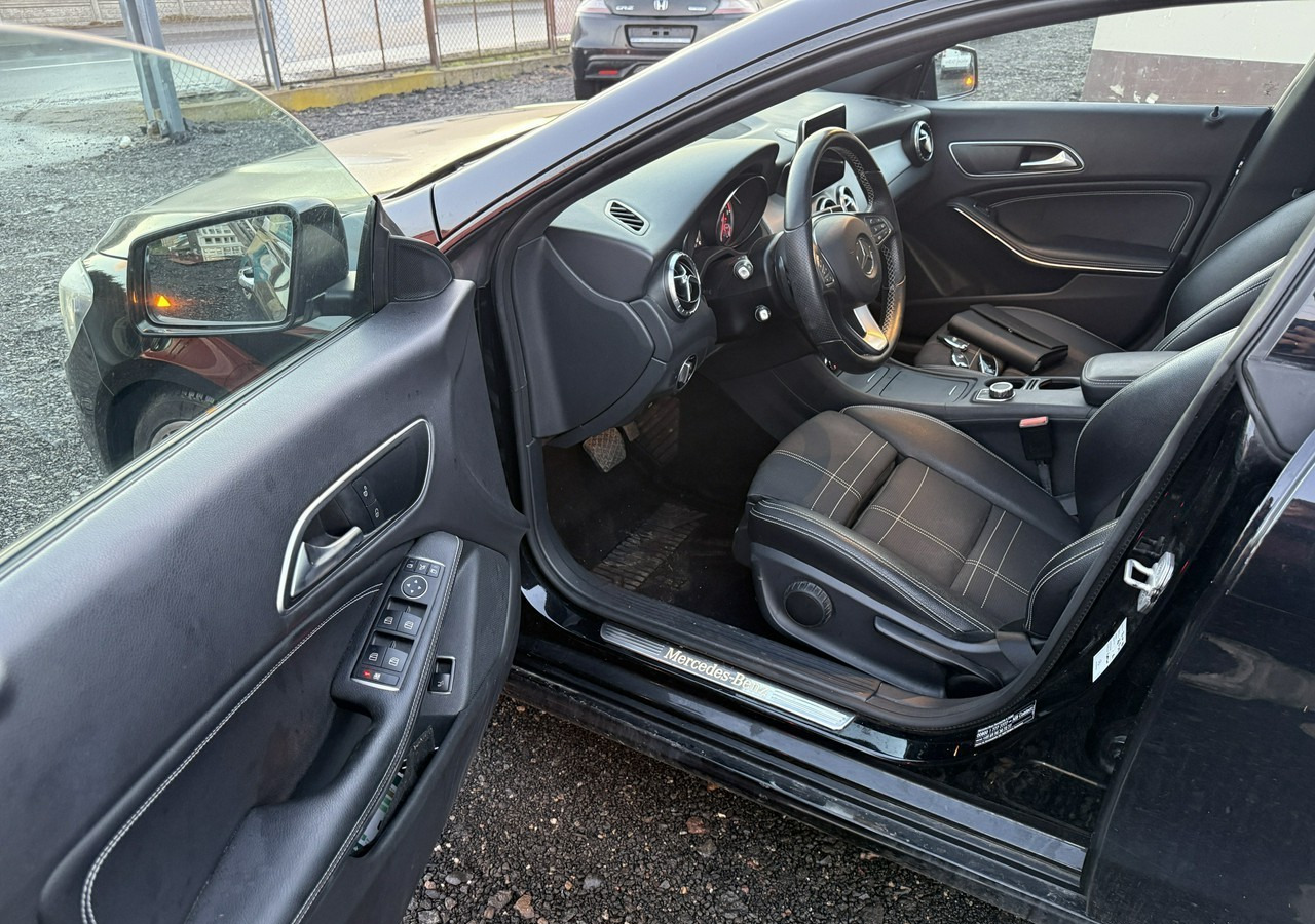 Mercedes-Benz Klasa CLA C117/X117 Mercedes-Benz Klasa CLA Mercedes CLA 250 4MATIC 2.0-210KM Bogate wyposażenie 2016 - Mobil: gambar 2 Mercedes-Benz Klasa CLA C117/X117 Mercedes-Benz Klasa CLA Mercedes CLA 250 4MATIC 2.0-210KM Bogate wyposażenie 2016 - Mobil: gambar 2