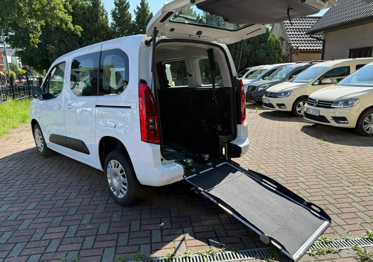 Opel Combo IV Opel Combo Life Niepełnosprawnych inwalida Rampa 32105 km Model 2022 - Mobil: gambar 3 Opel Combo IV Opel Combo Life Niepełnosprawnych inwalida Rampa 32105 km Model 2022 - Mobil: gambar 3