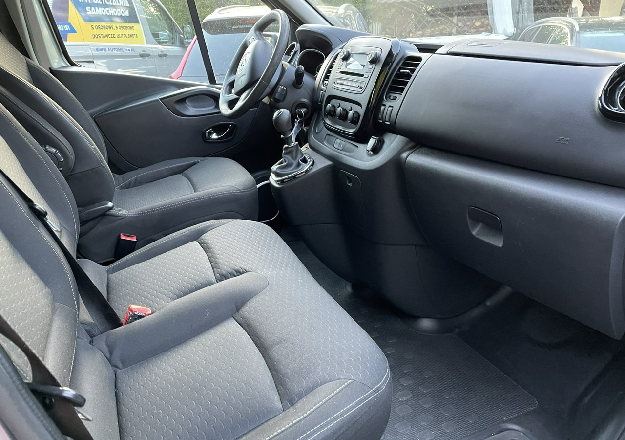 Opel Vivaro III Opel Vivaro 1.6-125KM Long 2x Klima Model 2019 - Mobil: gambar 4 Opel Vivaro III Opel Vivaro 1.6-125KM Long 2x Klima Model 2019 - Mobil: gambar 4