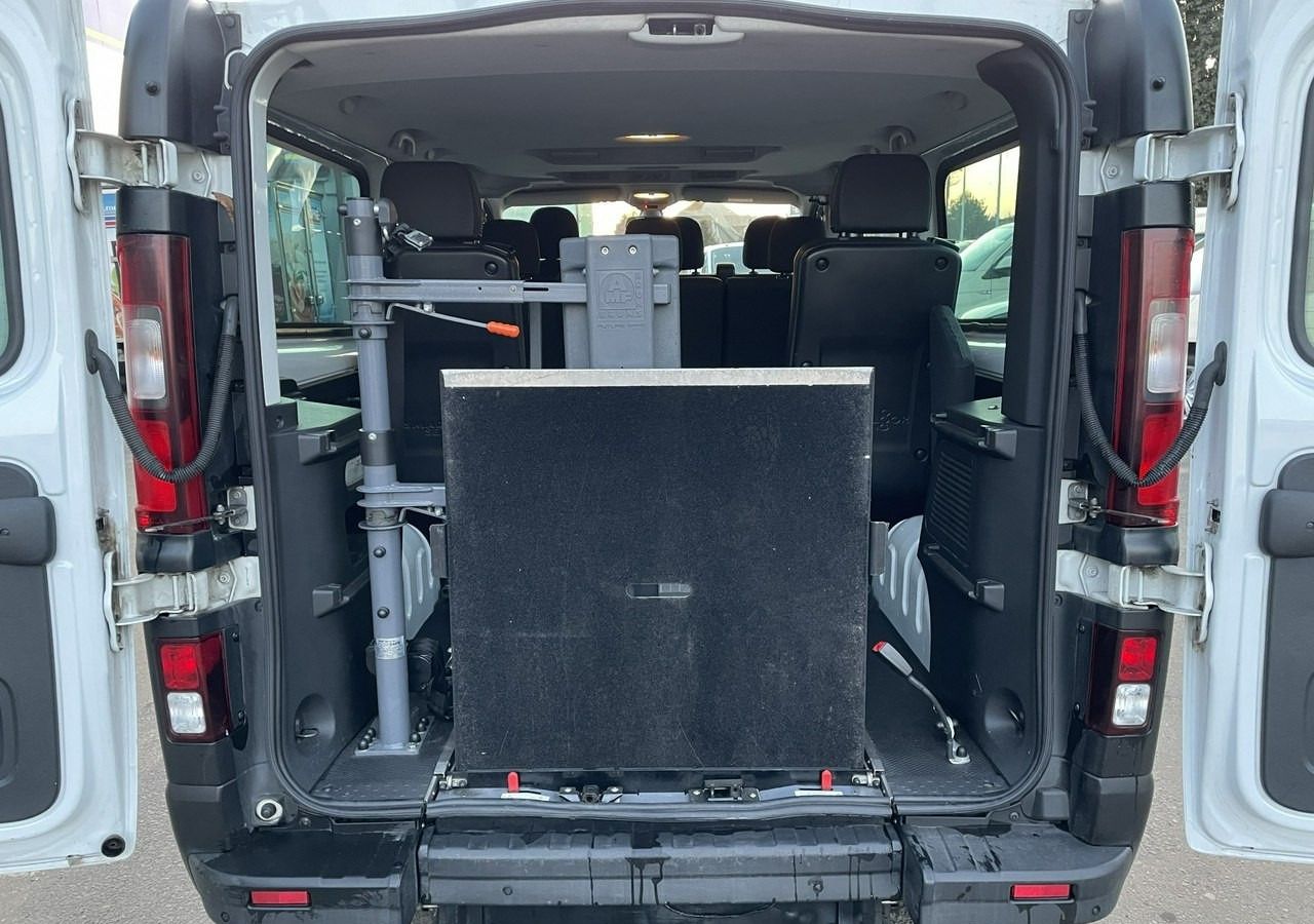 Opel Vivaro Opel Vivaro dla Niepełnosprawnych inwalida Rampa Model 2019 - Mobil: gambar 3 Opel Vivaro Opel Vivaro dla Niepełnosprawnych inwalida Rampa Model 2019 - Mobil: gambar 3