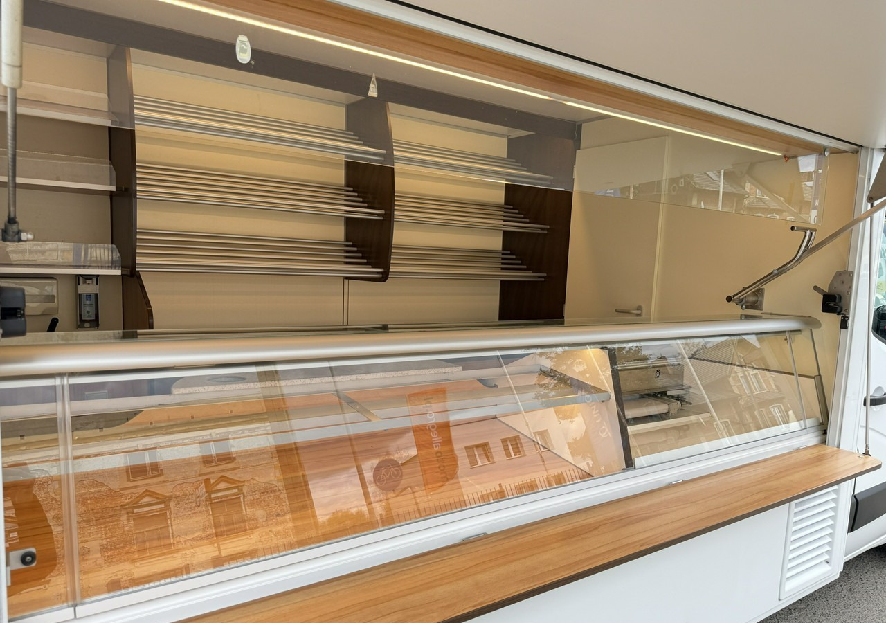 Renault Master Autosklep pieczyw Sklep Gastronomiczny Food Truck Foodtruck Borco 20 - Truk penjual: gambar 4 Renault Master Autosklep pieczyw Sklep Gastronomiczny Food Truck Foodtruck Borco 20 - Truk penjual: gambar 4