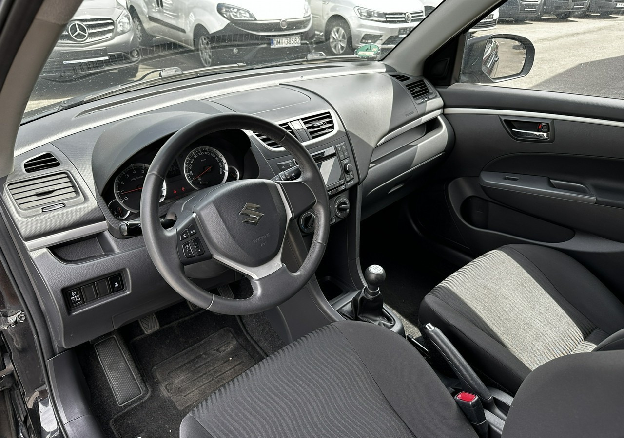 Suzuki Swift V Suzuki Swift 1.2-94KM Klima Model 2012 - Hatchback: gambar 4 Suzuki Swift V Suzuki Swift 1.2-94KM Klima Model 2012 - Hatchback: gambar 4