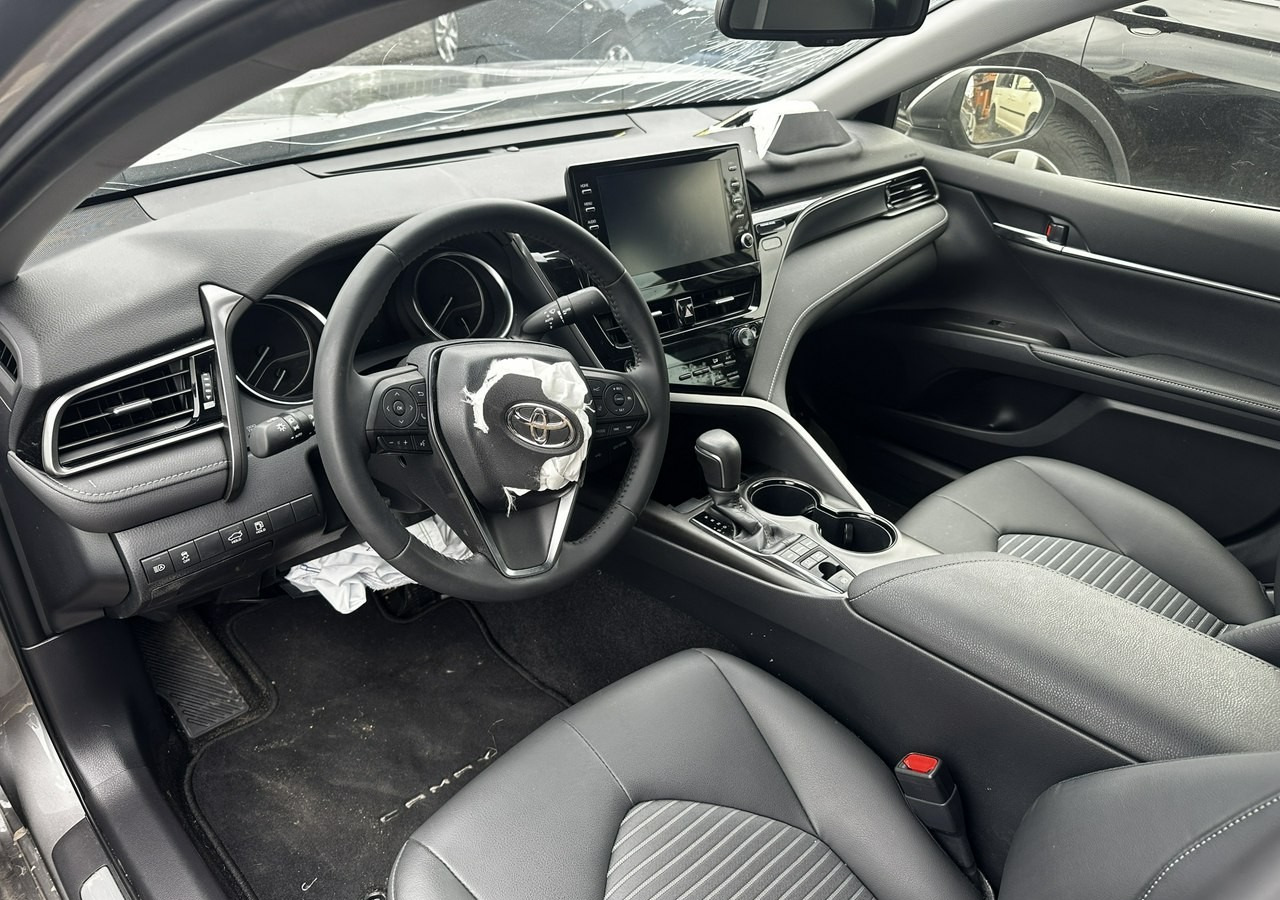 Toyota Camry VIII Toyota Camry 2.5 Hybrid Prestige CVT 2024 Salon PL Bogate wyposażeni - Mobil sedan: gambar 5 Toyota Camry VIII Toyota Camry 2.5 Hybrid Prestige CVT 2024 Salon PL Bogate wyposażeni - Mobil sedan: gambar 5