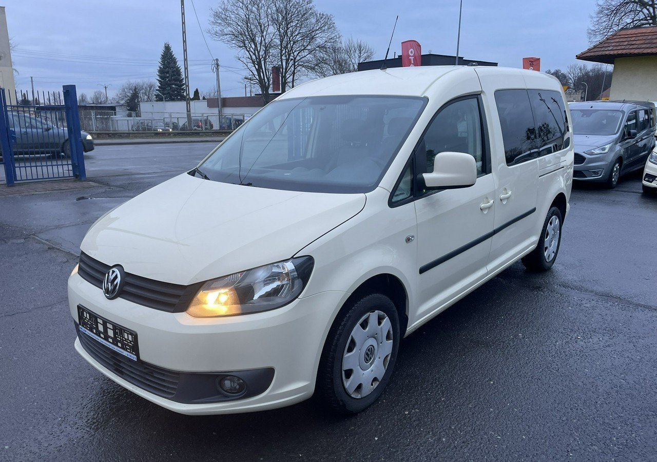 Volkswagen Caddy III Caddy 1.6 TDI dla Niepełnosprawnych inwalida rampa 2015 - Mobil: gambar 2 Volkswagen Caddy III Caddy 1.6 TDI dla Niepełnosprawnych inwalida rampa 2015 - Mobil: gambar 2