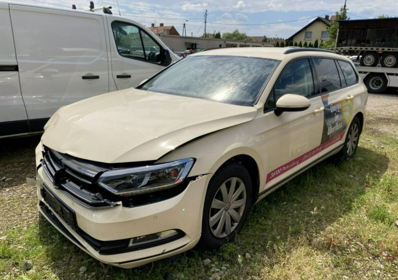 Volkswagen Passat B8 Passat B8 2.0-150KM 2018 - Mobil: gambar 1 Volkswagen Passat B8 Passat B8 2.0-150KM 2018 - Mobil: gambar 1