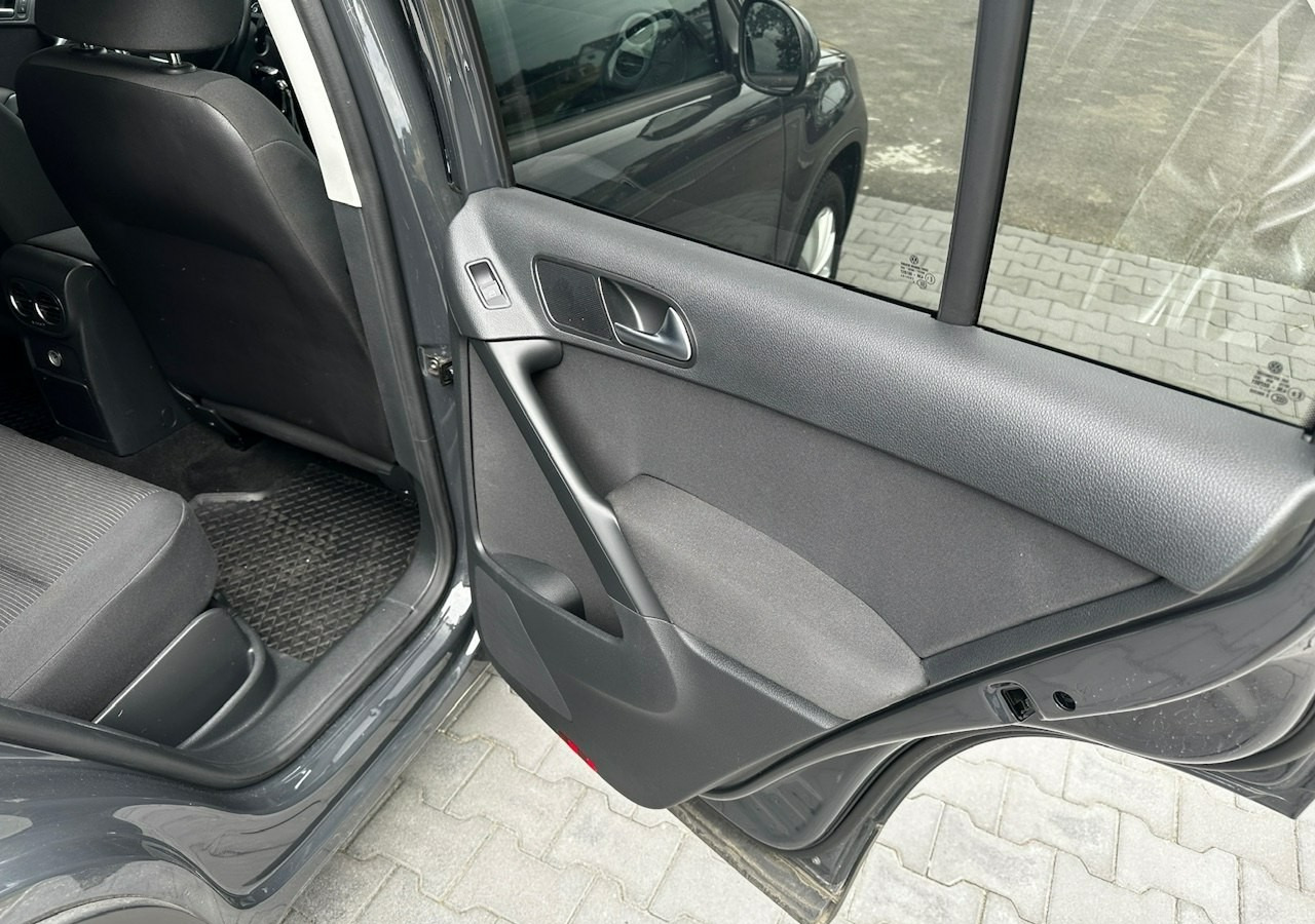 Mobil SUV Volkswagen Tiguan II 1.4TSI DSG 150KM LIFT 2016 Automat Navi Klima Alu: gambar 12 Mobil SUV Volkswagen Tiguan II 1.4TSI DSG 150KM LIFT 2016 Automat Navi Klima Alu: gambar 12