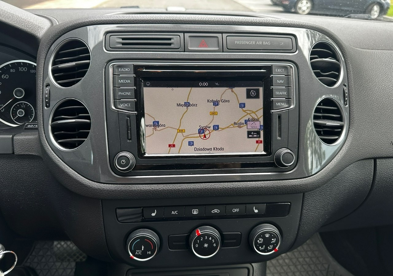 Mobil SUV Volkswagen Tiguan II 1.4TSI DSG 150KM LIFT 2016 Automat Navi Klima Alu: gambar 17 Mobil SUV Volkswagen Tiguan II 1.4TSI DSG 150KM LIFT 2016 Automat Navi Klima Alu: gambar 17