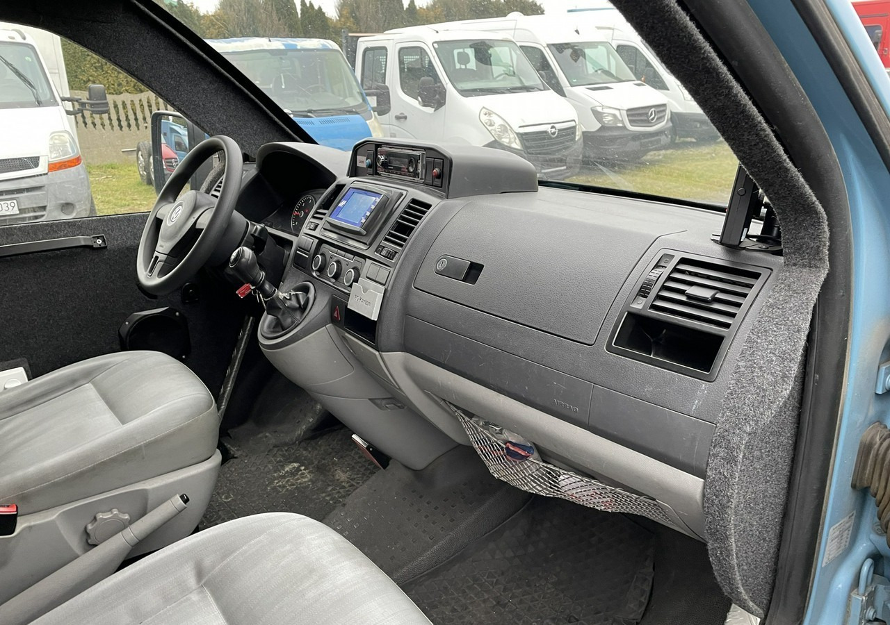 Kendaraan kolektor Volkswagen Transporter T5 Transporter Bankowóz kuloodporny opancerzony Model 2015: gambar 13