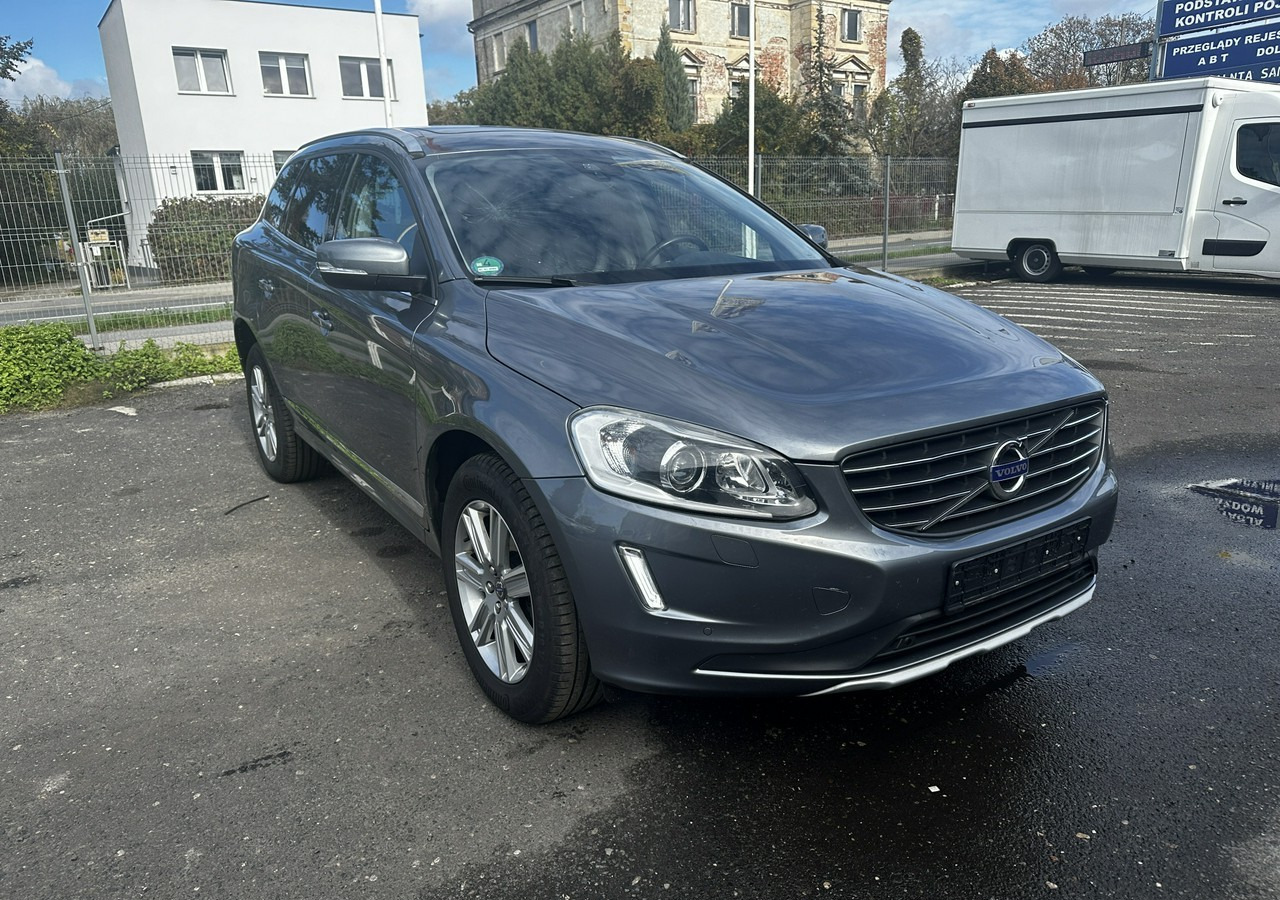 Volvo XC60 I Volvo XC 60 D4AWD Bogate wyposażenie 2017 - Mobil SUV: gambar 1 Volvo XC60 I Volvo XC 60 D4AWD Bogate wyposażenie 2017 - Mobil SUV: gambar 1