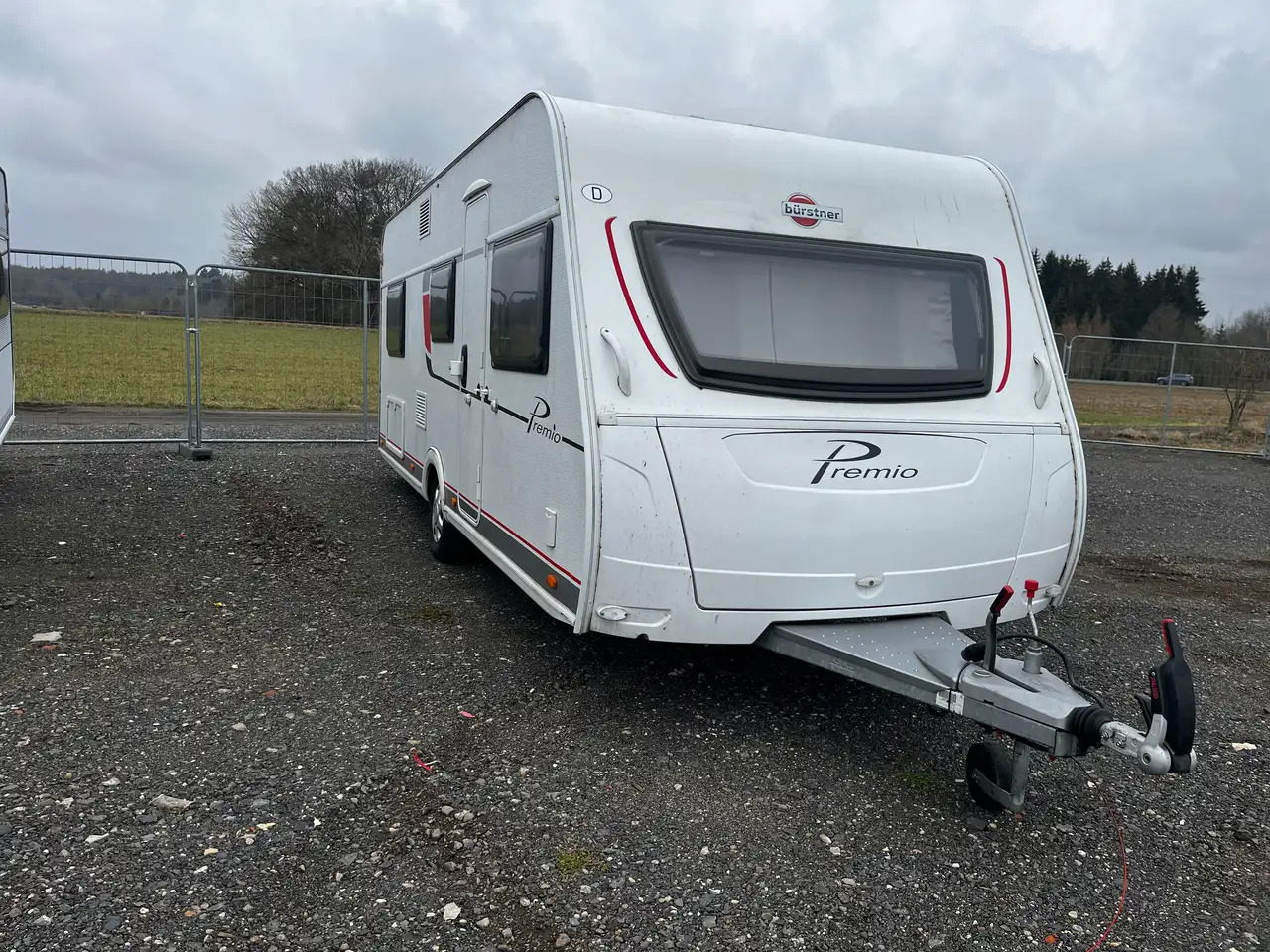 Bürstner Premio 530 TL Mover Dachklimaanlage Einzelbetten - Karavan: gambar 1 Bürstner Premio 530 TL Mover Dachklimaanlage Einzelbetten - Karavan: gambar 1