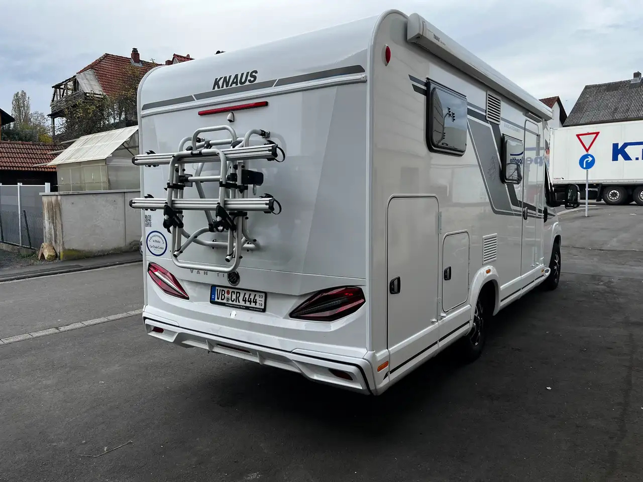 Knaus VAN TI 650 MEG VANSATION - Mobil rumah semi-terintegrasi: gambar 4 Knaus VAN TI 650 MEG VANSATION - Mobil rumah semi-terintegrasi: gambar 4