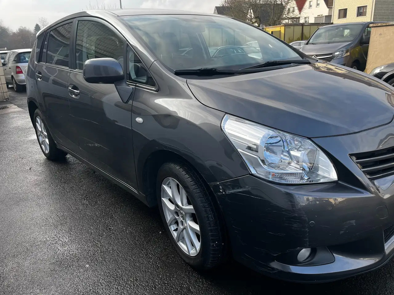 Toyota Verso Travel 7 Sitzer Kupplungsschaden - Mobil: gambar 2 Toyota Verso Travel 7 Sitzer Kupplungsschaden - Mobil: gambar 2