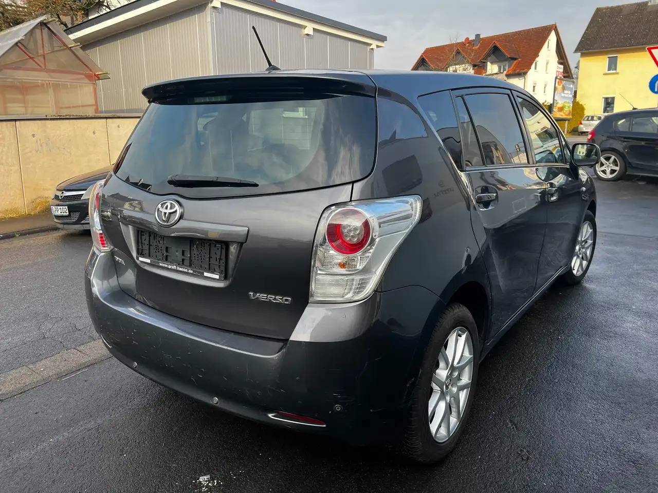 Toyota Verso Travel 7 Sitzer Kupplungsschaden - Mobil: gambar 3 Toyota Verso Travel 7 Sitzer Kupplungsschaden - Mobil: gambar 3