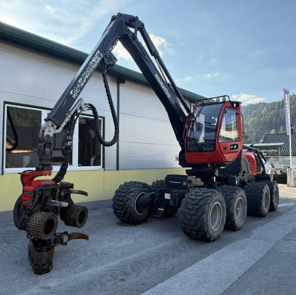 Komatsu 901 XC - Peralatan pemanen: gambar 1 Komatsu 901 XC - Peralatan pemanen: gambar 1