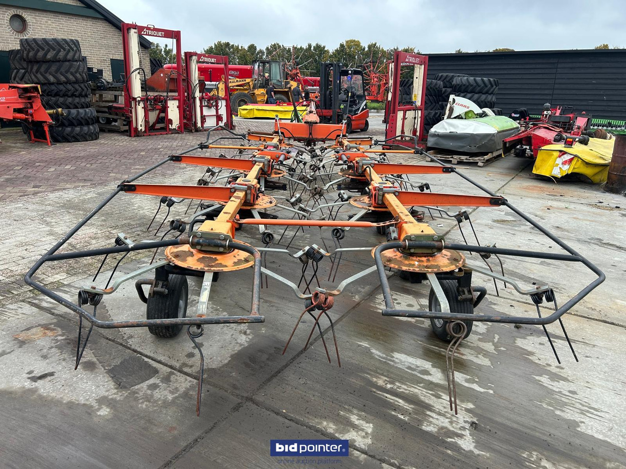 Fella TH1300 Hydro - Tedder/ Menyapu: gambar 5 Fella TH1300 Hydro - Tedder/ Menyapu: gambar 5