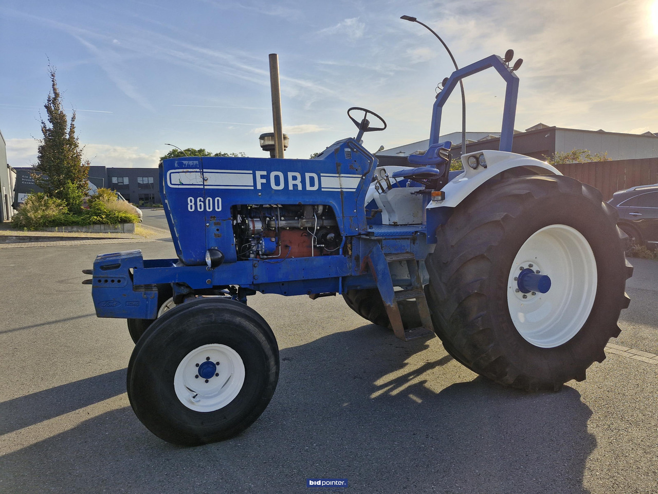 Ford 8600 - Traktor: gambar 1 Ford 8600 - Traktor: gambar 1