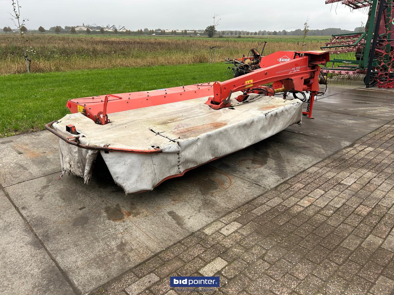 Kuhn FC313 - Mesin pemotong padang rumput: gambar 1 Kuhn FC313 - Mesin pemotong padang rumput: gambar 1