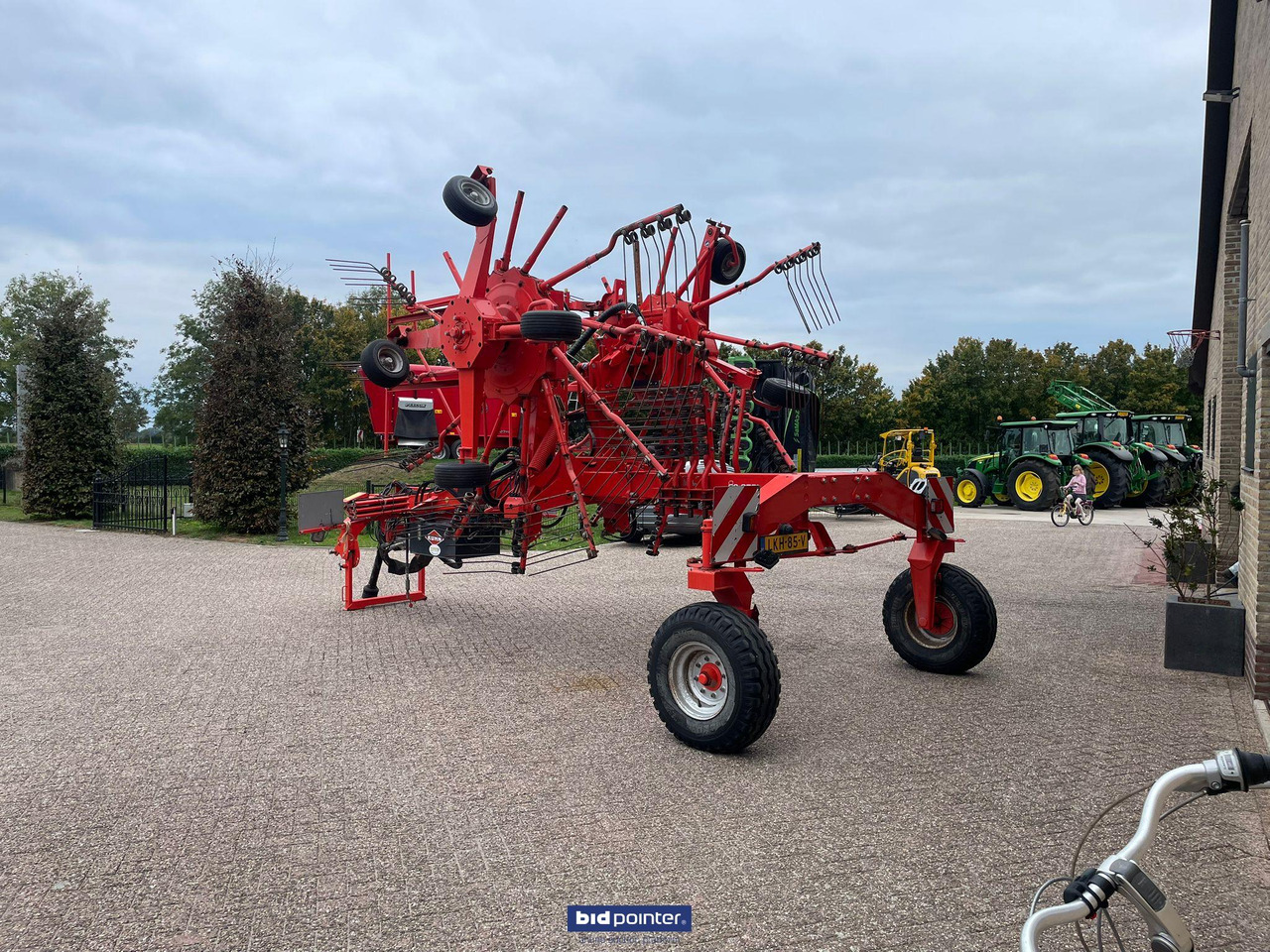 Kuhn GA8521 - Tedder/ Menyapu: gambar 5 Kuhn GA8521 - Tedder/ Menyapu: gambar 5