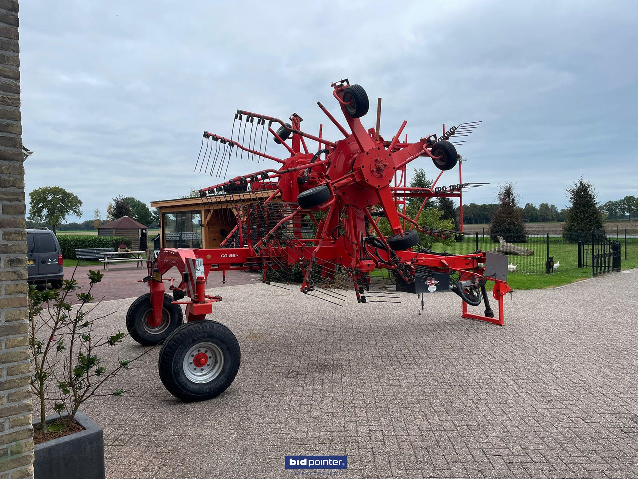 Kuhn GA8521 - Tedder/ Menyapu: gambar 4 Kuhn GA8521 - Tedder/ Menyapu: gambar 4