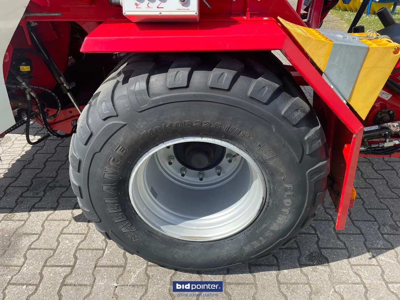 Lely Welger RPC 245 Tornado - Baler bulat: gambar 4 Lely Welger RPC 245 Tornado - Baler bulat: gambar 4
