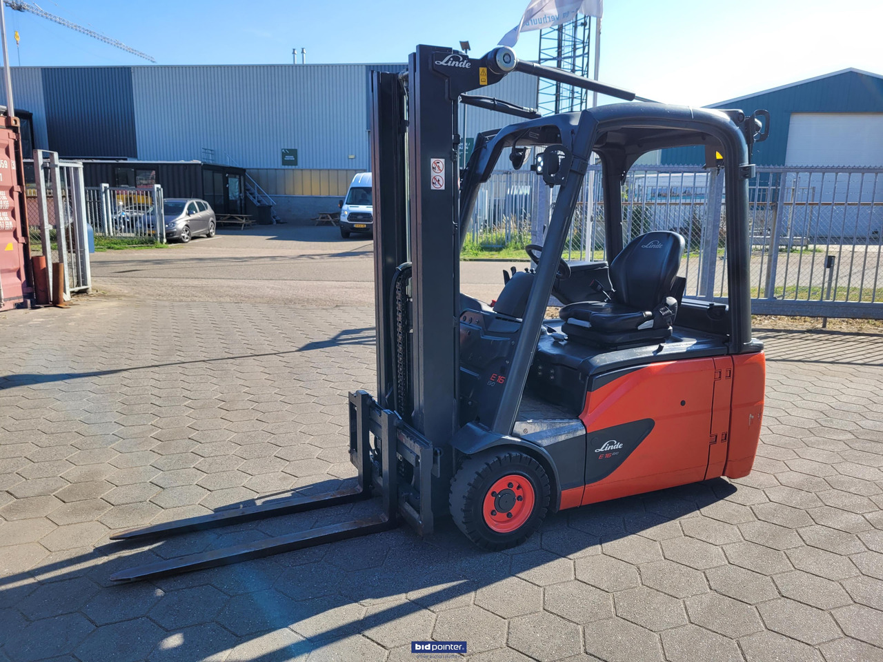 Linde E 16 -02 elektrische heftruck 3 delige mast - Forklift listrik: gambar 1 Linde E 16 -02 elektrische heftruck 3 delige mast - Forklift listrik: gambar 1