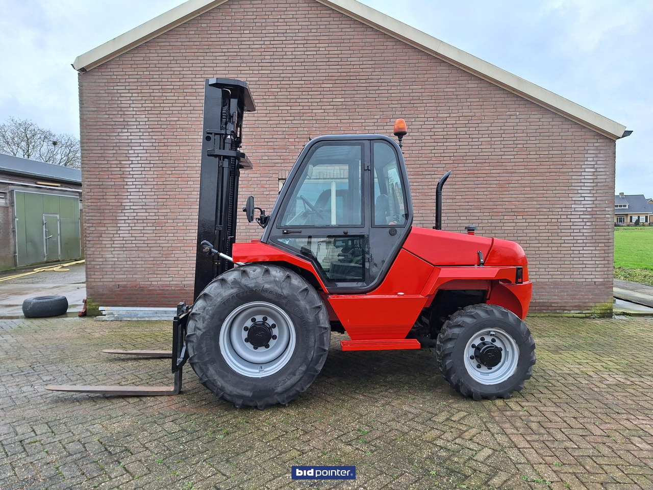 Manitou 30-4 4x4 - Forklift diesel: gambar 2 Manitou 30-4 4x4 - Forklift diesel: gambar 2