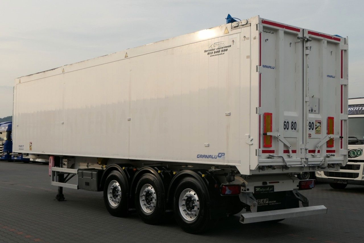Benalu WYWROTKA 59 m3 / ALUFELGI / 2021 ROK / MAŁO UŻYW - Semi-trailer jungkit: gambar 5 Benalu WYWROTKA 59 m3 / ALUFELGI / 2021 ROK / MAŁO UŻYW - Semi-trailer jungkit: gambar 5