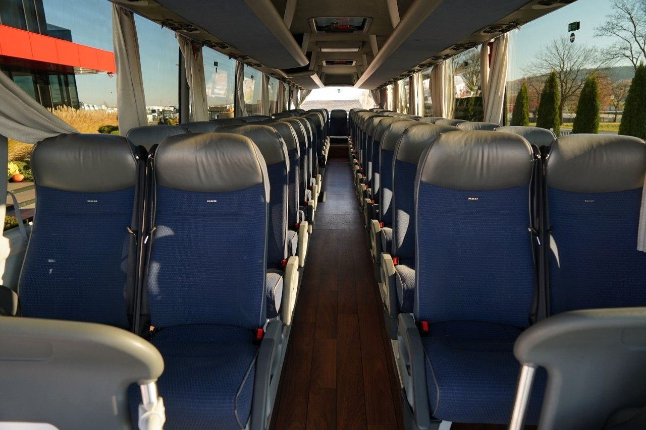 Bus MAN LIONS COACH R07 / EURO 6 / 12 M/ SPROWAD: gambar 34 Bus MAN LIONS COACH R07 / EURO 6 / 12 M/ SPROWAD: gambar 34