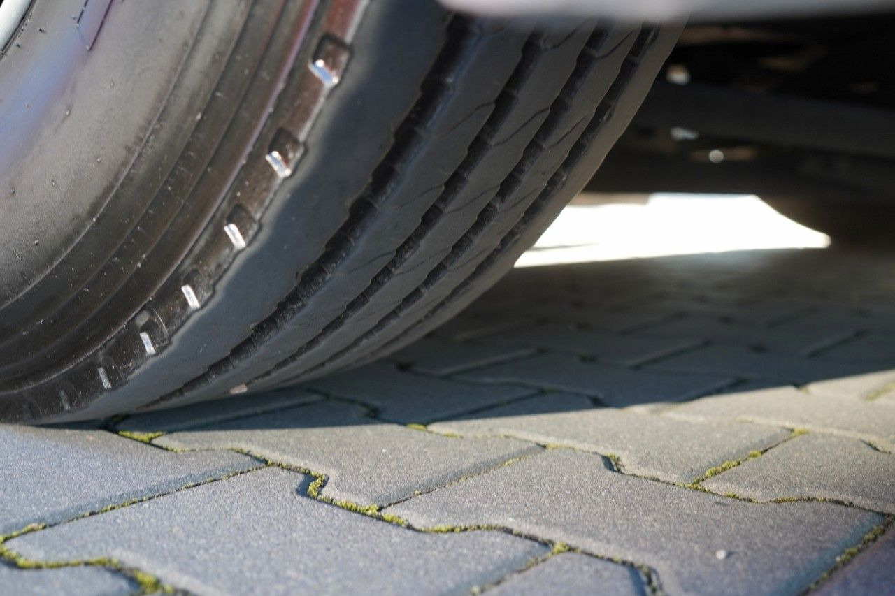 Bus MAN LIONS COACH R07 / EURO 6 / 12 M/ SPROWAD: gambar 24 Bus MAN LIONS COACH R07 / EURO 6 / 12 M/ SPROWAD: gambar 24