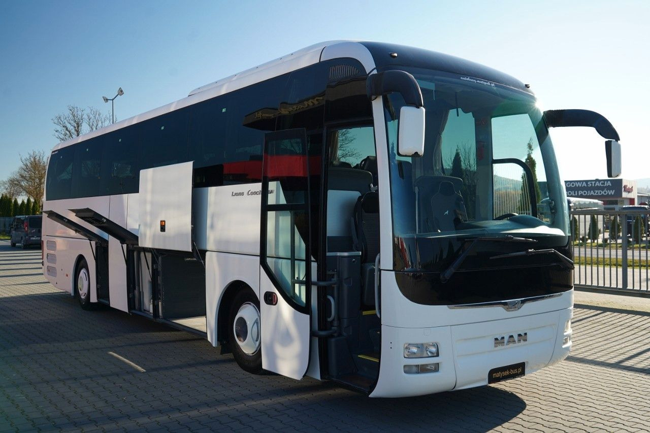 Bus MAN LIONS COACH R07 / EURO 6 / 12 M/ SPROWAD: gambar 7 Bus MAN LIONS COACH R07 / EURO 6 / 12 M/ SPROWAD: gambar 7
