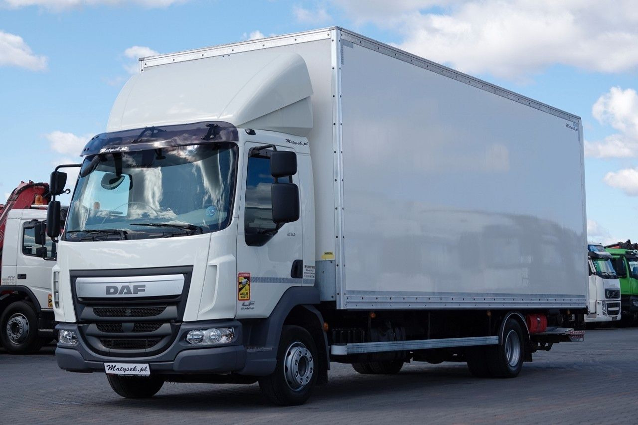 DAF LF 210 / KONTENER - 7 M / SOLÓWKA / WINDA DHOLLA - Truk box: gambar 1 DAF LF 210 / KONTENER - 7 M / SOLÓWKA / WINDA DHOLLA - Truk box: gambar 1