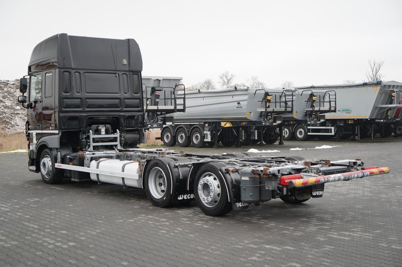 DAF XF 480 / BDF / 6X2 / / SSC / I-PARK COOL / OŚ P - Pengangkut kontainer/ Container truck: gambar 4 DAF XF 480 / BDF / 6X2 / / SSC / I-PARK COOL / OŚ P - Pengangkut kontainer/ Container truck: gambar 4