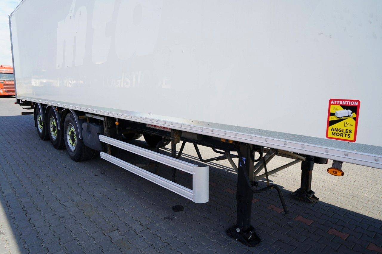 Frühauf IZOTERMA / KONTENER / KOFFER / BARDZO MOCNA POD - Semi-trailer berpendingin: gambar 4 Frühauf IZOTERMA / KONTENER / KOFFER / BARDZO MOCNA POD - Semi-trailer berpendingin: gambar 4